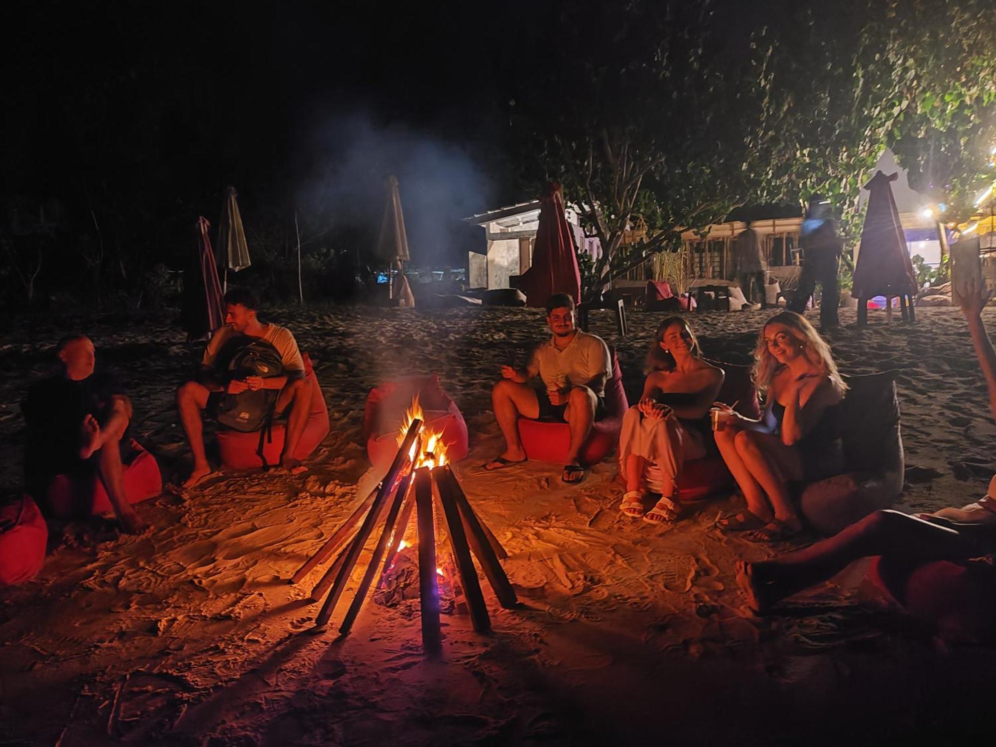 Lushy Hostel Nusa Penida Toyapakeh ภายนอก รูปภาพ