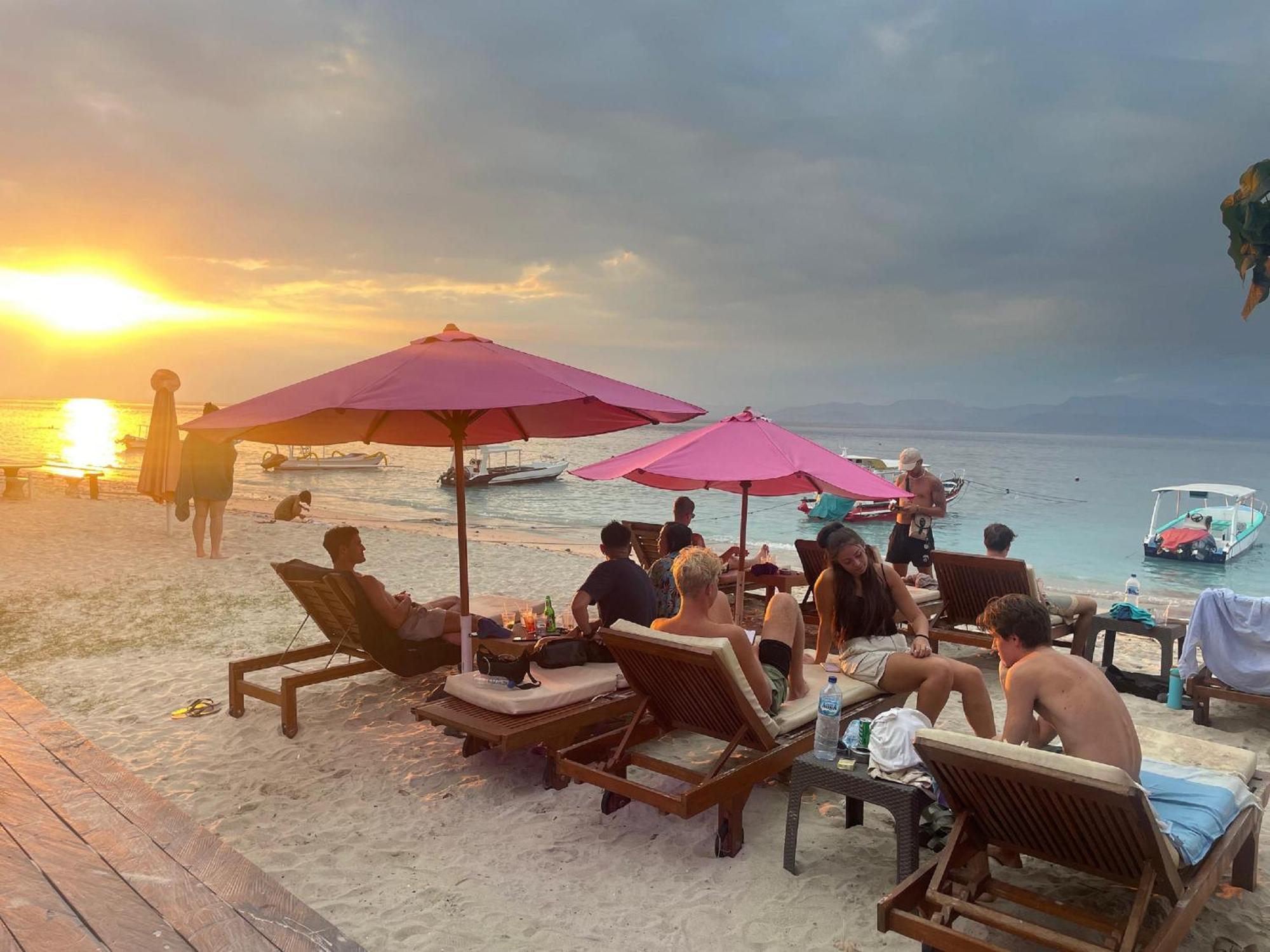 Lushy Hostel Nusa Penida Toyapakeh ภายนอก รูปภาพ