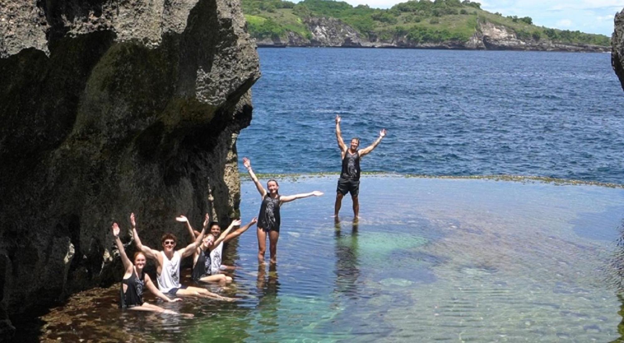 Lushy Hostel Nusa Penida Toyapakeh ภายนอก รูปภาพ