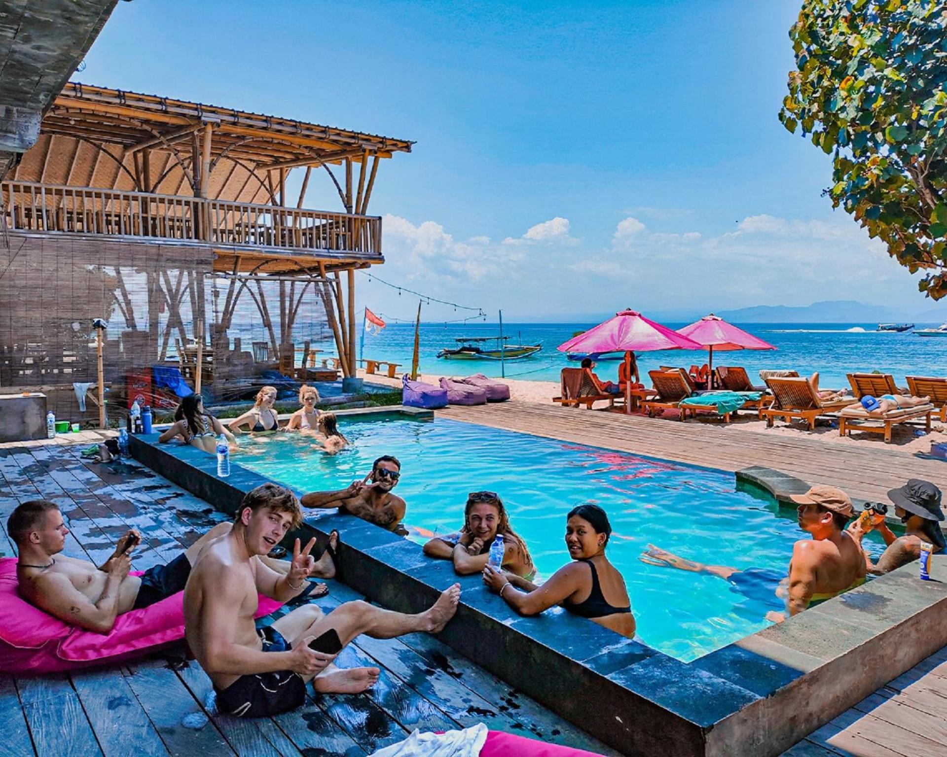 Lushy Hostel Nusa Penida Toyapakeh ภายนอก รูปภาพ