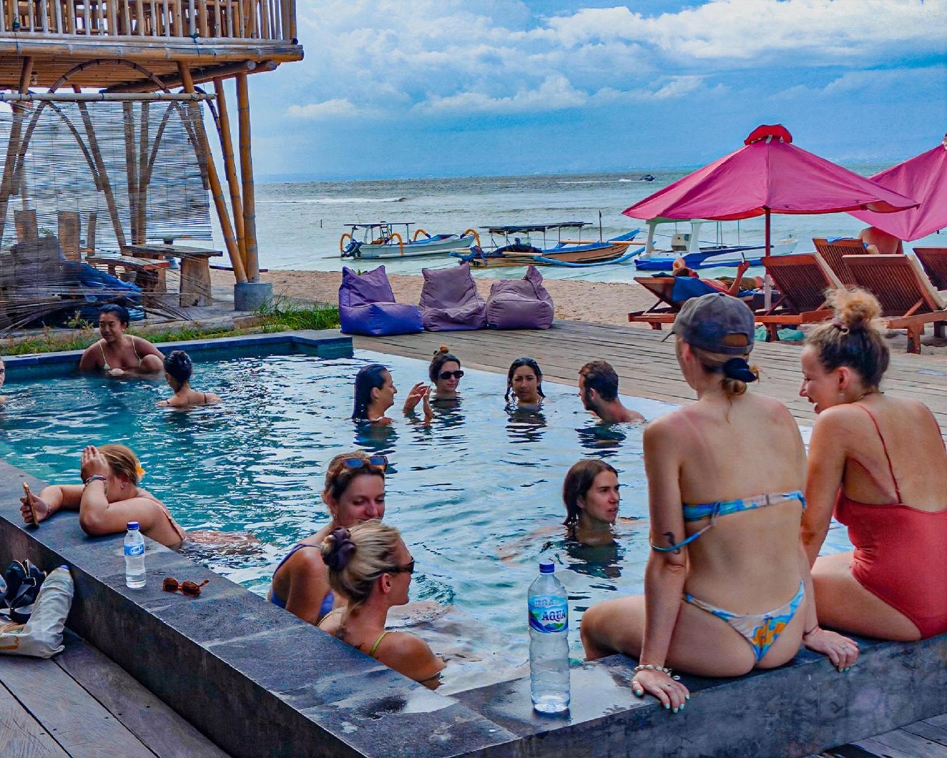 Lushy Hostel Nusa Penida Toyapakeh ภายนอก รูปภาพ